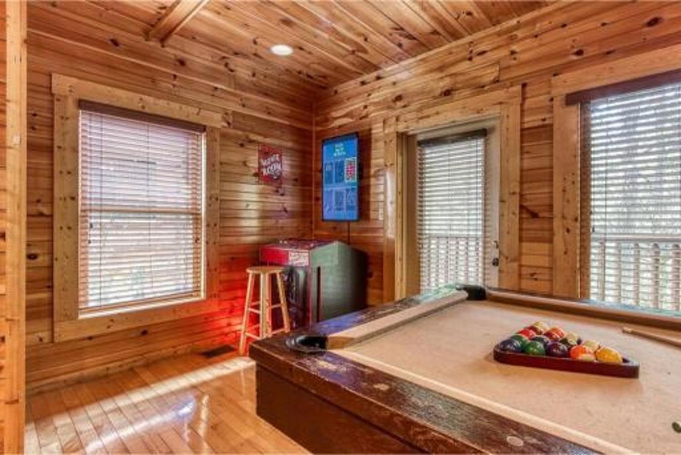 Dreams Come True With This Luxury Cabin! ガトリンバーグ エクステリア 写真