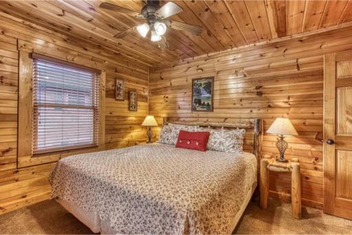 Dreams Come True With This Luxury Cabin! ガトリンバーグ エクステリア 写真