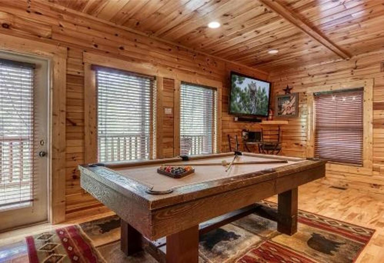 Dreams Come True With This Luxury Cabin! ガトリンバーグ エクステリア 写真
