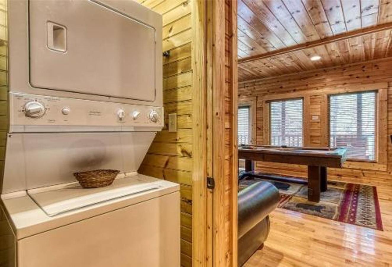Dreams Come True With This Luxury Cabin! ガトリンバーグ エクステリア 写真