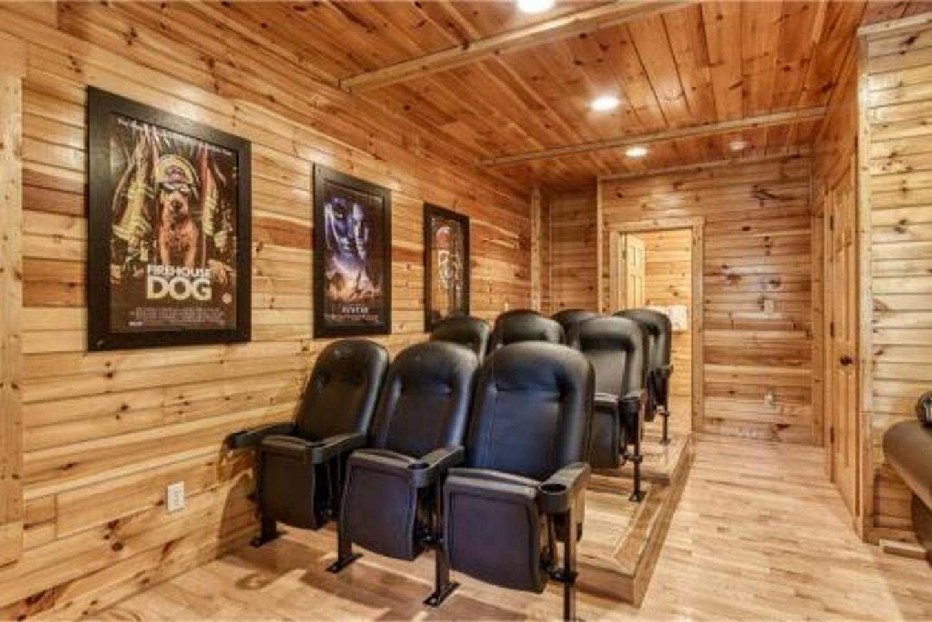 Dreams Come True With This Luxury Cabin! ガトリンバーグ エクステリア 写真