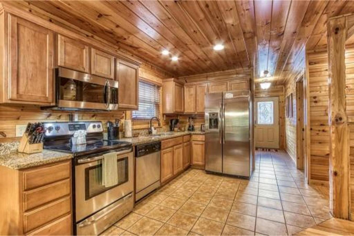 Dreams Come True With This Luxury Cabin! ガトリンバーグ エクステリア 写真